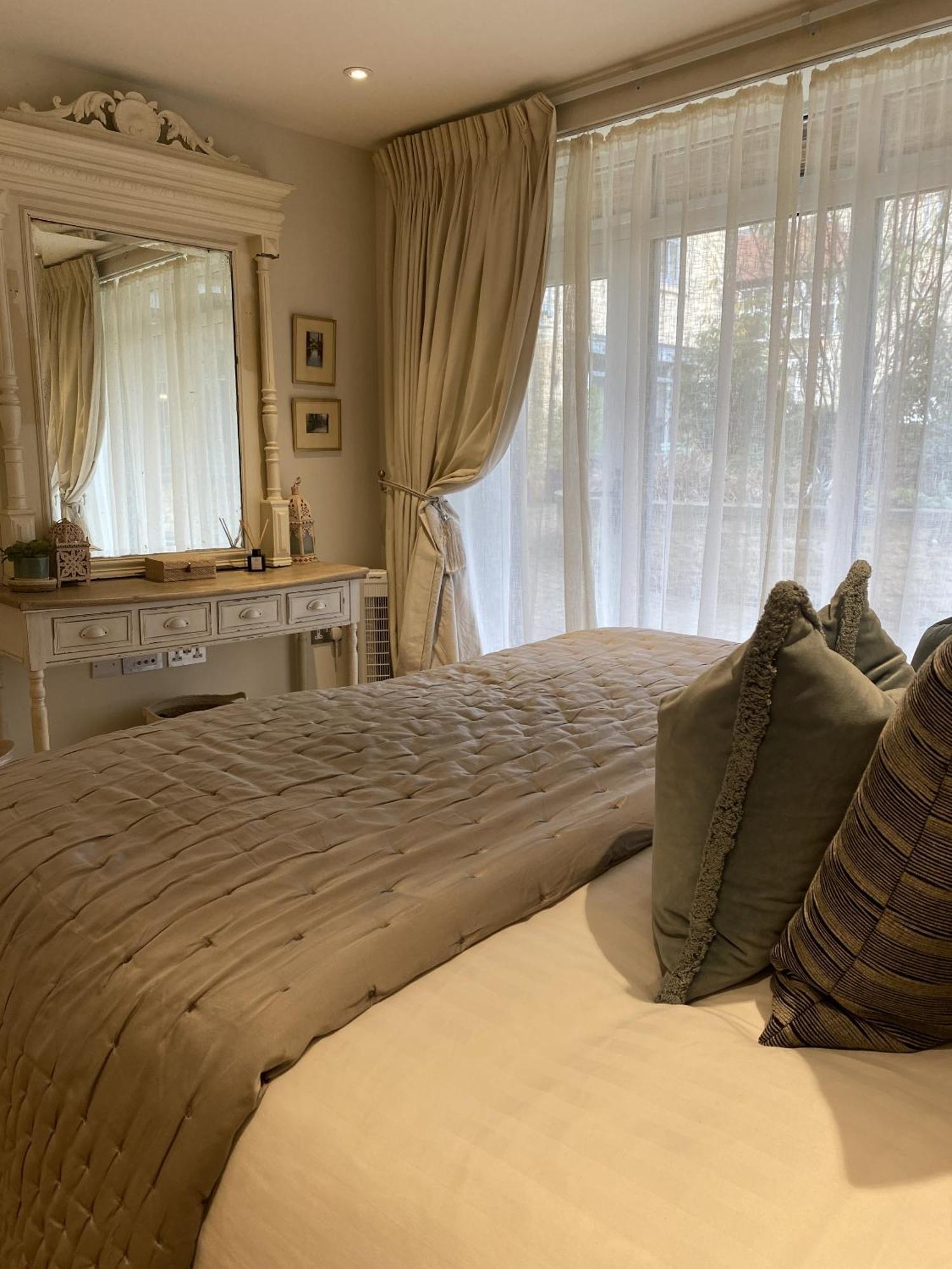 Apartament Walcot Yard With Parking, Bath Keys Zewnętrze zdjęcie