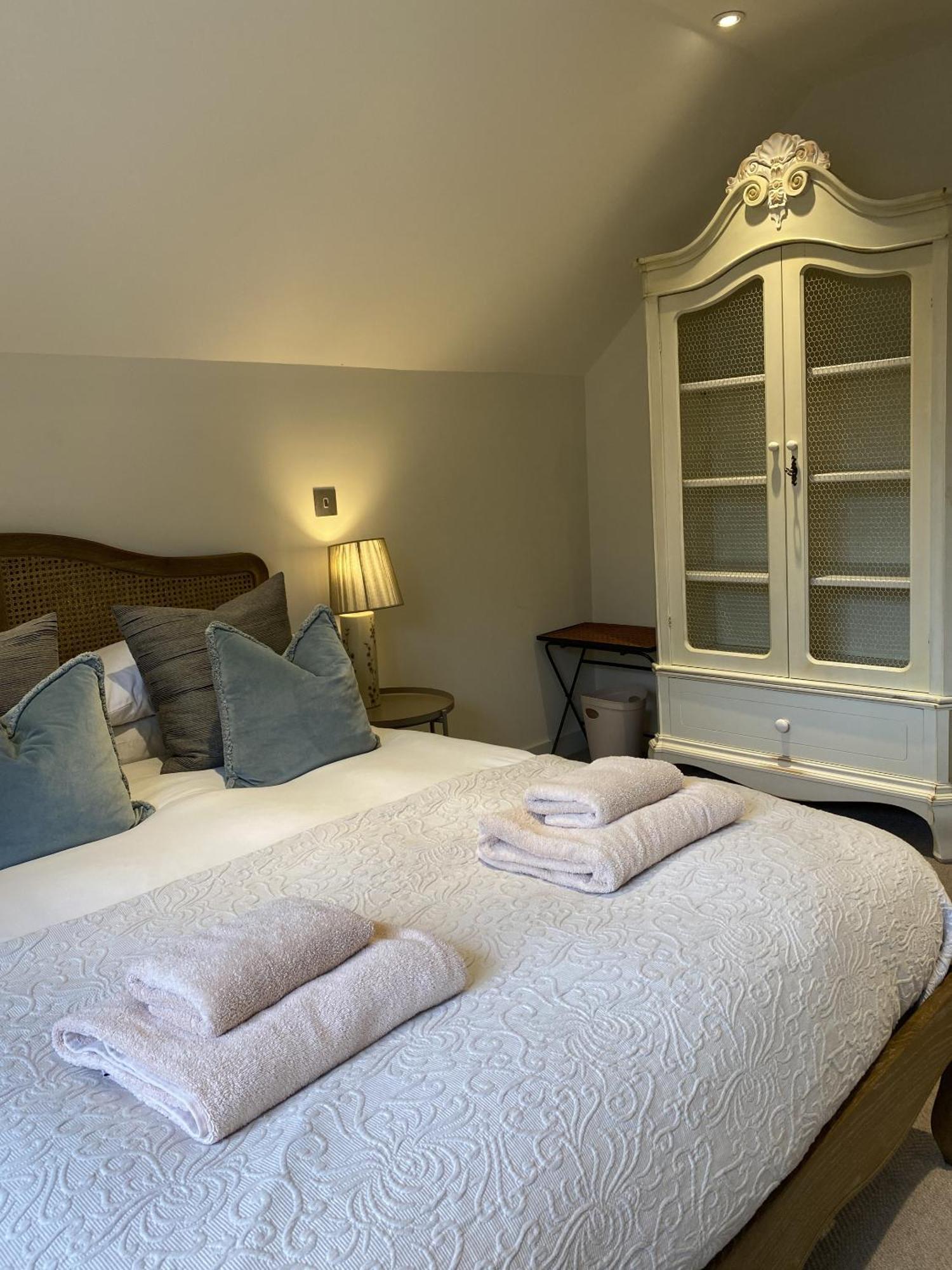 Apartament Walcot Yard With Parking, Bath Keys Zewnętrze zdjęcie
