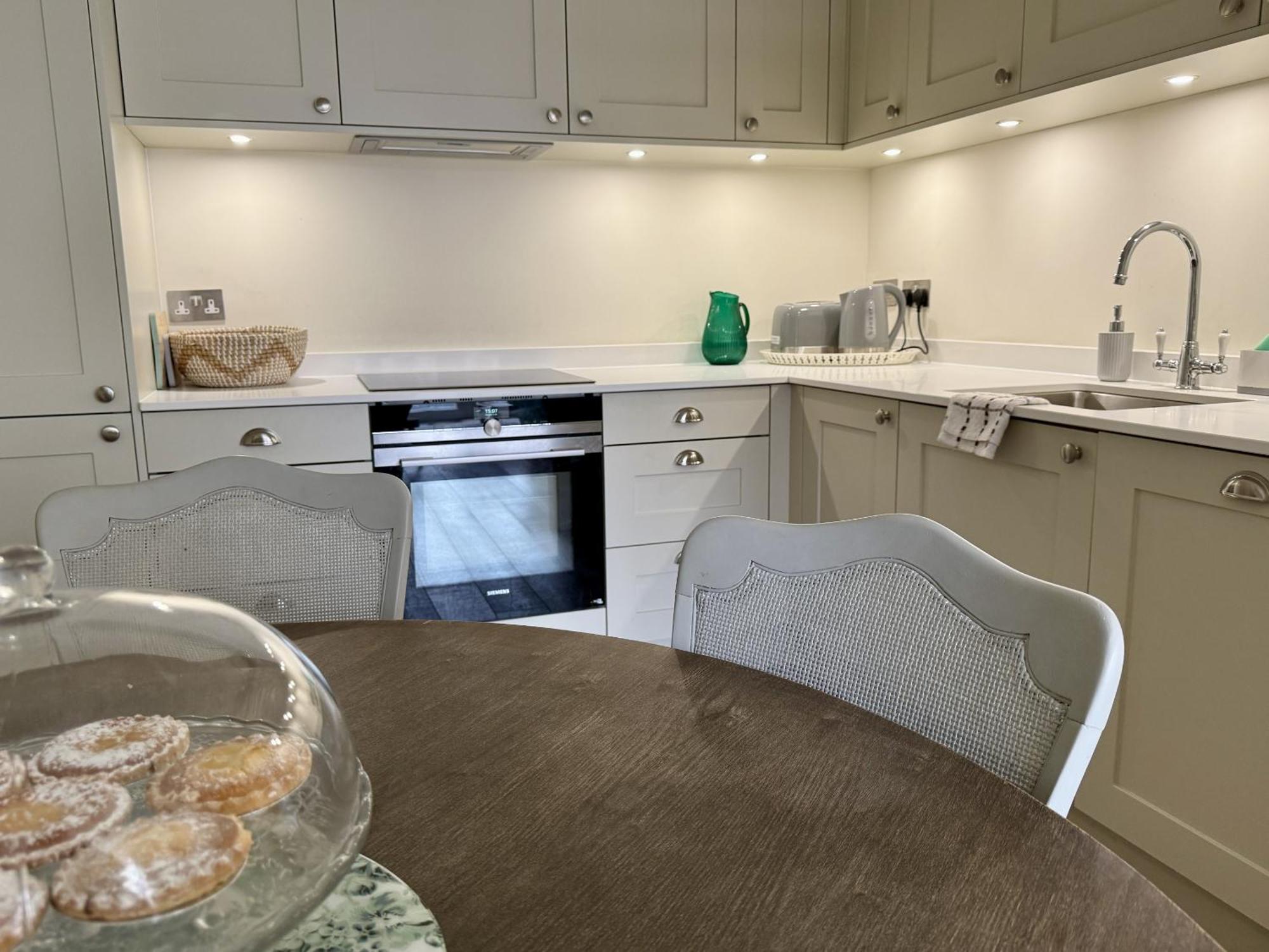 Apartament Walcot Yard With Parking, Bath Keys Zewnętrze zdjęcie